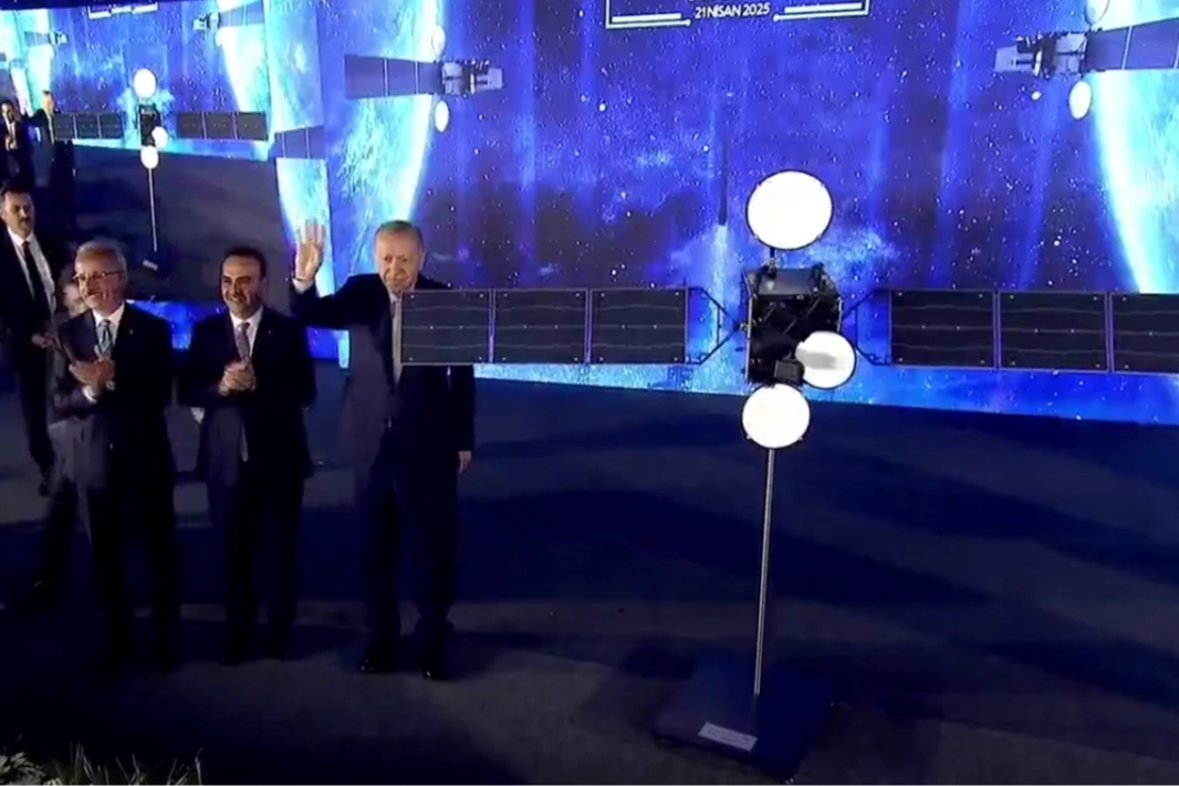 İlk yerli ve milli uydumuz TÜRKSAT 6A devrede