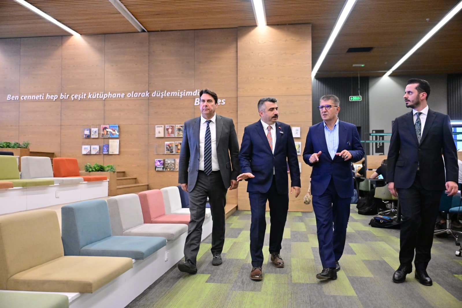 Bursa Yıldırım'ın gençlik yatırımlarına tam not