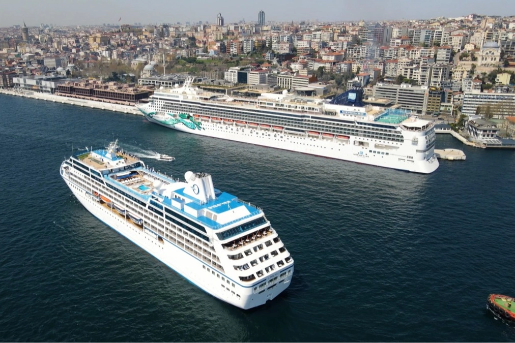 Kruvaziyer yolcusu 2 milyonu aştı... Kuşadası Limanı zirvede