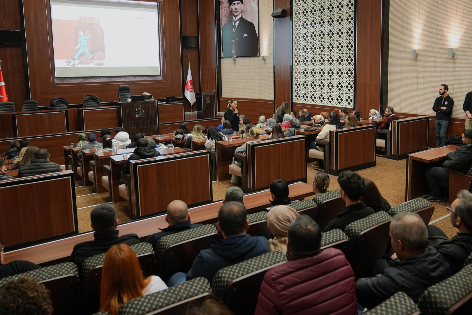 Ankara Keçiören'de belediye personeline 'narko rehber' eğitimi