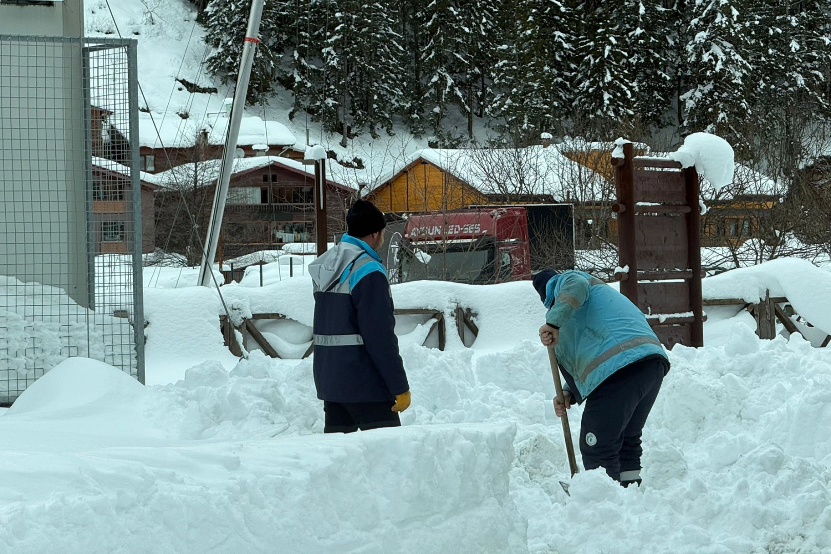 Trabzon Uzungöl Kış Festivali için ekipler seferber oldu