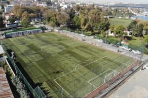 İstanbul Başakşehir Futbol Kulübü’nün tahsisinde bulunan Balat Spor Tesisi, yeniden