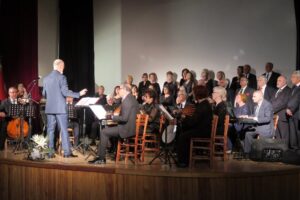 İzmir’in Foça Belediyesi Türk Sanat Müziği Korosu Yeni Yıl Konseri