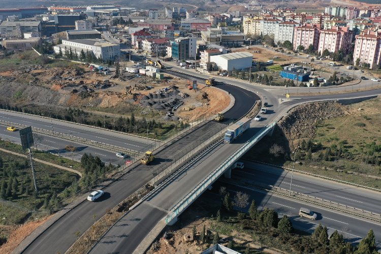 Kocaeli Büyükşehir Belediyesi, Çayırova’daki Turgut Özal Köprüsü İkileme ve Yol