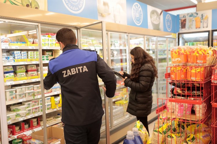 Nevşehir Belediyesi Zabıta Müdürlüğü ekipleri tarafından gıda satışı yapılan işletmelerdeki