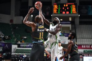 TOFAŞ Basketbol Takımı, ligin 14. haftasında Frutti Extra Bursaspor ile