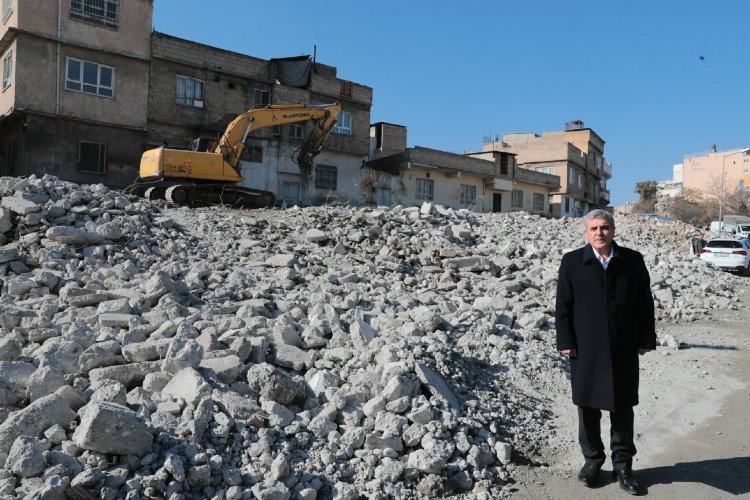 Şanlıurfa Büyükşehir Belediye Başkanı Zeynel Abidin Beyazgül Kızılay Meydanı 3.