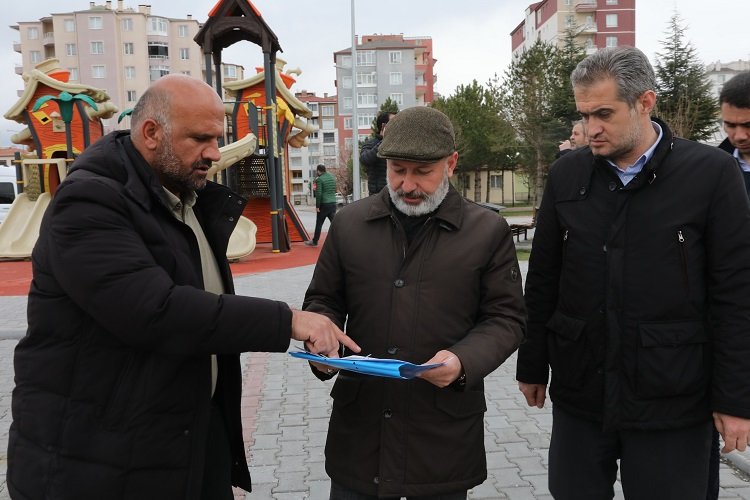 Kayseri Kocasinan Belediye Başkanı Ahmet Çolakbayrakdar, spor merkezi tesisi için