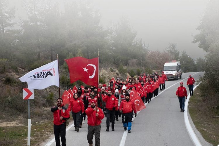 Türkiye’nin arama kurtarma alanındaki ilk sivil toplum örgütü AKUT Arama