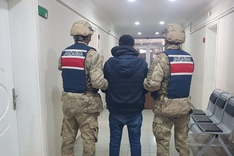 Bingöl’ün Solhan ilçesinde Jandarma ekiplerinin yaptığı yol kontrol noktasında bir