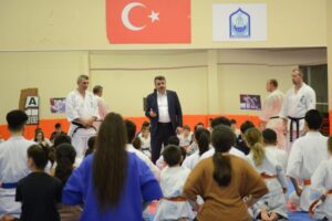 9’uncu Balkan Kyokushın Karate Şampiyonası’nda Türkiye’yi temsil edecek Yıldırım Belediyesi