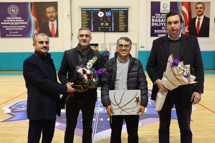 Çayırova Belediyesi basketbol takımı, Çayırova’da ağırladığı Gaziantep Gençlik Gelişimspor ile