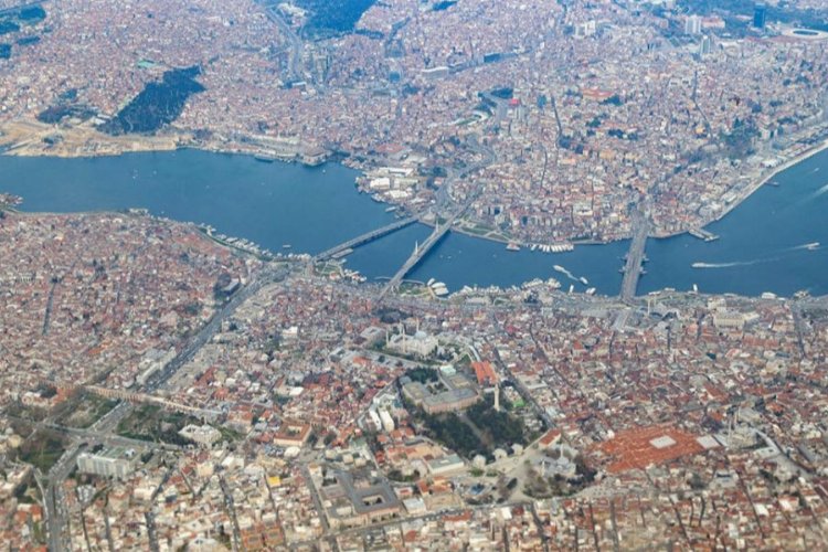 Kahramanmaraş merkezli büyük deprem felaketi, İstanbul depremine ilişkin kaygıları artırdı.