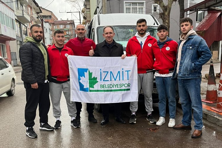 İzmit Belediyespor Güreş Takımı, nisan ayında düzenlenecek Türkiye Şampiyonası öncesi