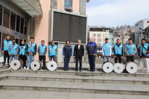 İzmit’te Ramazan Ayı boyunca vatandaşları sahura kaldıracak davulculara özel kimlik