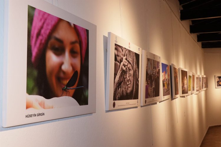 İzmit Belediyesi ve Kocaeli Bağımsız Fotoğrafçılar Topluluğu işbirliğinde Cumhuriyet Parkı