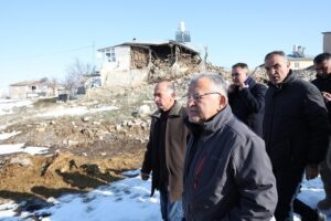 Kayseri Büyükşehir Belediye Başkanı Dr. Memduh Büyükkılıç, Kahramanmaraş merkezli depremler