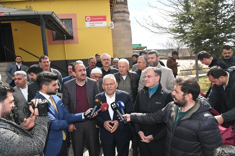 Kayseri Büyükşehir Belediye Başkanı Dr. Memduh Büyükkılıç, İçişleri Bakanı Süleyman