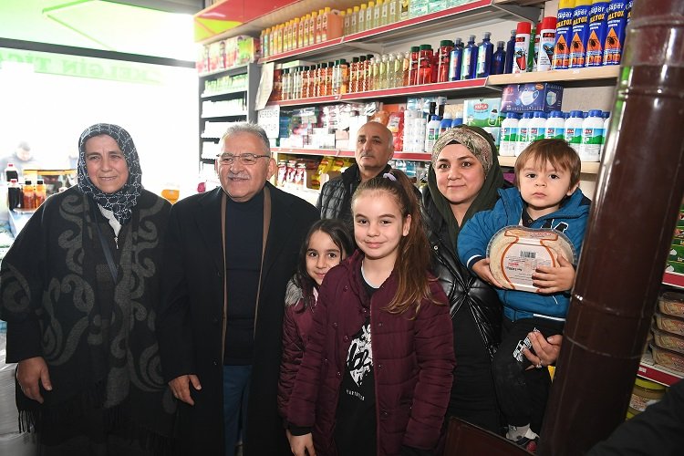 Kayseri Büyükşehir Belediye Başkanı Dr. Memduh Büyükkılıç, Tomarza ziyareti kapsamında,