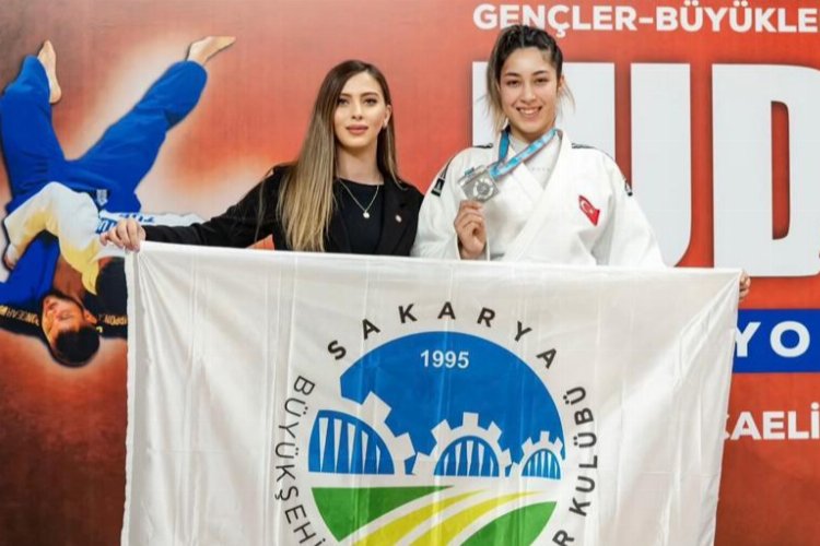 Gösterdiği başarılarla adından sıkça söz ettiren Büyükşehir Belediyesi Spor Kulübü,