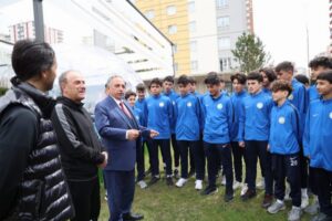 Talasgücü Belediyespor U-14 futbolcuları, Mersin’de 30 Mart-2 Nisan tarihleri arasında