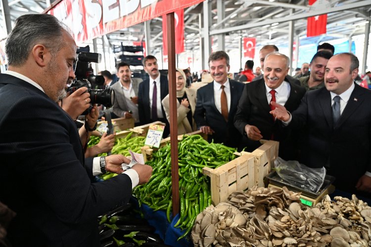 Bursa Büyükşehir Belediyesi’nin Yenişehir’e kazandırdığı, bünyesinde 154 araçlık otopark, düğün