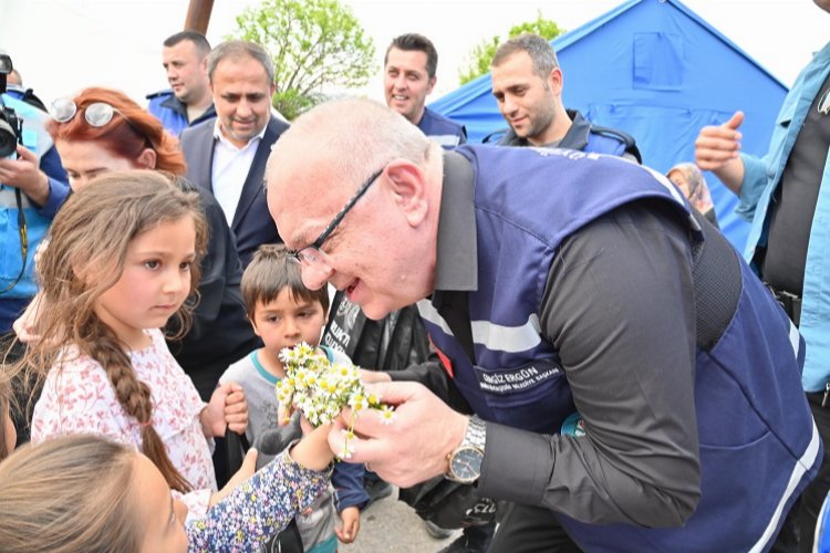 Manisa Büyükşehir Belediye Başkanı Cengiz Ergün, 23 Nisan Ulusal Egemenlik