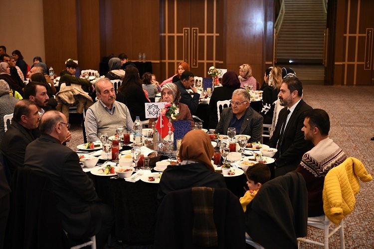 Kayseri Büyükşehir Belediye Başkanı Dr. Memduh Büyükkılıç, ‘asrın felaketi’ diye