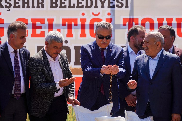 Diyarbakır Valisi ve Büyükşehir Belediye Başkan Vekili Ali İhsan Su,