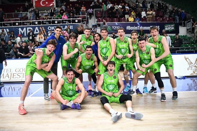 Tofaş 18 Yaş Altı Takımı, ev sahipliğini yaptığı Gençler Basketbol