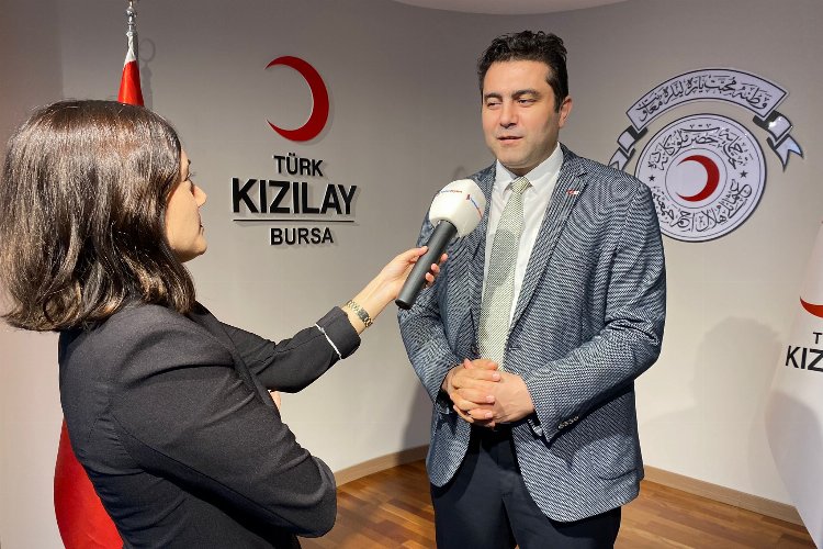 Kan stoklarının asgari seviyenin altına düştüğü Kızılay’ın ‘kan sattığı’ iddialarını