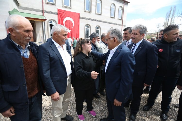 ​​​​​​​Kayseri Büyükşehir Belediye Başkanı Dr. Memduh Büyükkılıç, Büyükşehir Belediyesi’nin destekleriyle