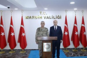 Jandarma Genel Komutanı Orgeneral Arif Çetin Mardin Valisi Mahmut Demirtaş’ı