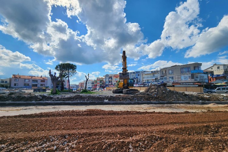 İzmir’in Urla ilçesinde belediye hizmet binası arkasında yer alan ve