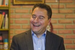 DEVA Partisi Genel Başkanı Ali Babacan, katıldığı canlı yayında TRT,