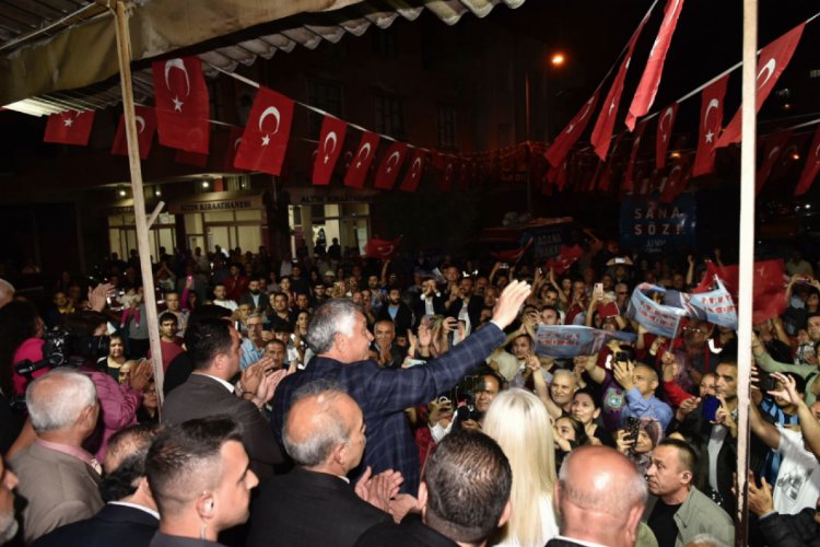 Adana Büyükşehir Belediye Başkanı Zeydan Karalar, kırsal ve merkez ilçelerde,