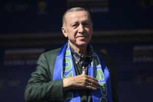 Cumhurbaşkanı Erdoğan, Spor Toto Süper Lig’e yükselen Çaykur Rizespor’u tebrik