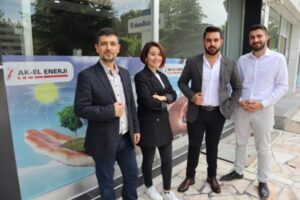 AK-EL Enerji Proje Sorumlusu ve Elektrik-Elektronik Mühendisi Merve Nur Kutlu,