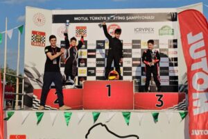 Sakarya Büyükşehir Belediyesi karting sporcuları, 29-30 Nisan tarihlerinde ilk ayağı