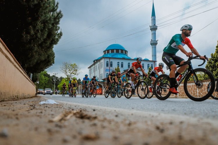 Tour of Sakarya bisiklet yarışları büyük bir heyecana sahne oldu.