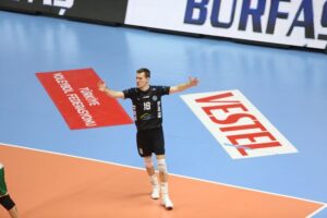 Voleybol Efeler Ligi’nde mücadele eden Bursa Büyükşehir Belediyespor, iç transfer