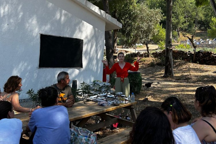 Bodrum Belediyesi’nin ev sahipliğinde Sürdürülebilir Yaşam Eğitimi Derneği (SUYED) tarafından