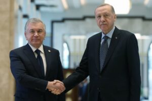 Cumhurbaşkanı Recep Tayyip Erdoğan, Özbekistan’daki cumhurbaşkanlığı seçimini yeniden kazanan Özbekistan