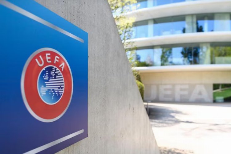 UEFA; İstanbul Başakşehir, Trabzonspor ve Konyaspor’a para cezası verildiğini, Beşiktaş’ın