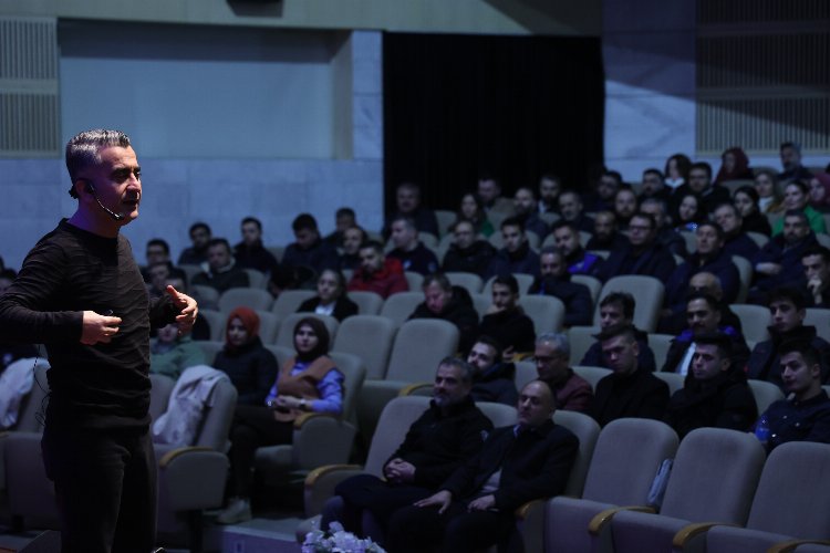 Konya Büyükşehir Belediyesi çalışanlara yönelik hizmet içi eğitimlere devam ediyor.