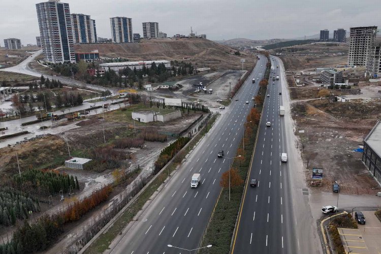 Ankara Büyükşehir Belediyesi, İstanbul Yolu-Eryaman Bağlantı Kavşağı için çalışmalarını tamamladı.