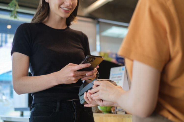 Bankaların komisyon oranlarını yüksek bulan bazı işletmelerin nakitte yüzde 15’lik