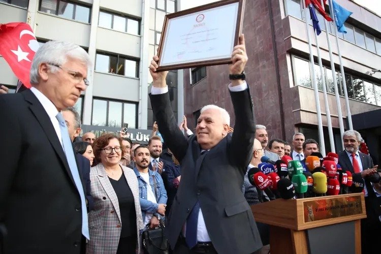 Türkiye 31 Mart yerel seçimlerinde sandık başındaydı. Partilerin aldığı oy