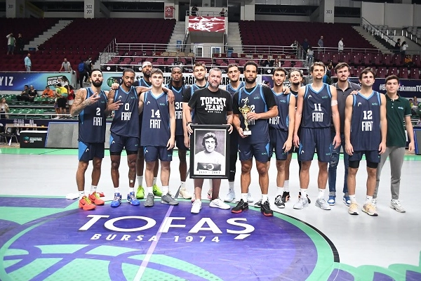 TOFAŞ , bu yıl 24.’sü düzenlenen Cevat Soydaş Basketbol Turnuvası