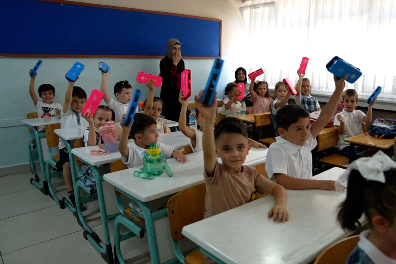 Gürsu Belediyesi, uyum haftasına başlayan birinci sınıf öğrencilerine özel hazırlanan